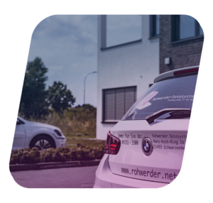 Car with company website adress